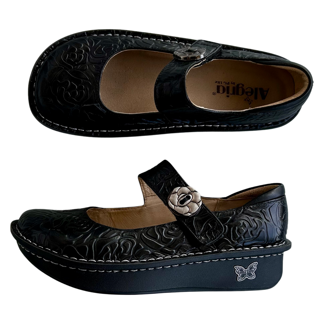 Casual Shoes Size 6.5