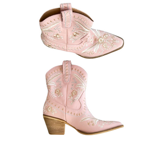 Boots Womens Size 6.5