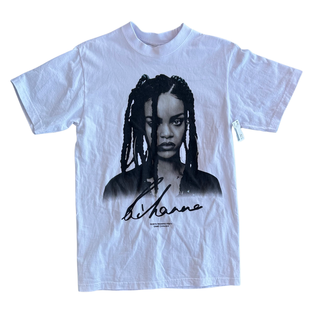 game changer Men's T-Shirt Size Medium