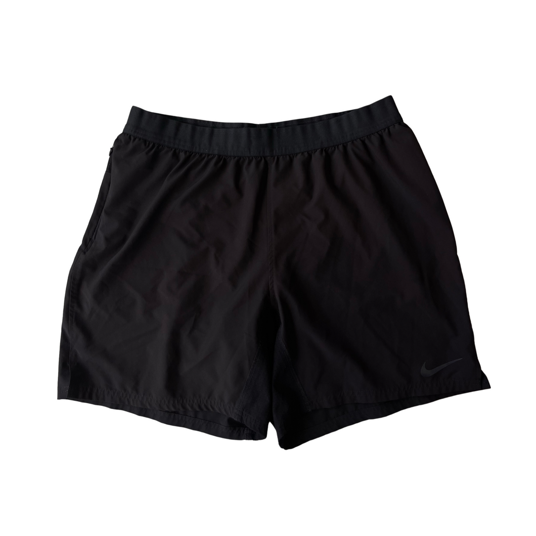 nike men's Athletic Shorts Size Extra Large