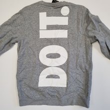 Load image into Gallery viewer, Nike Sweatshirt Size Medium
