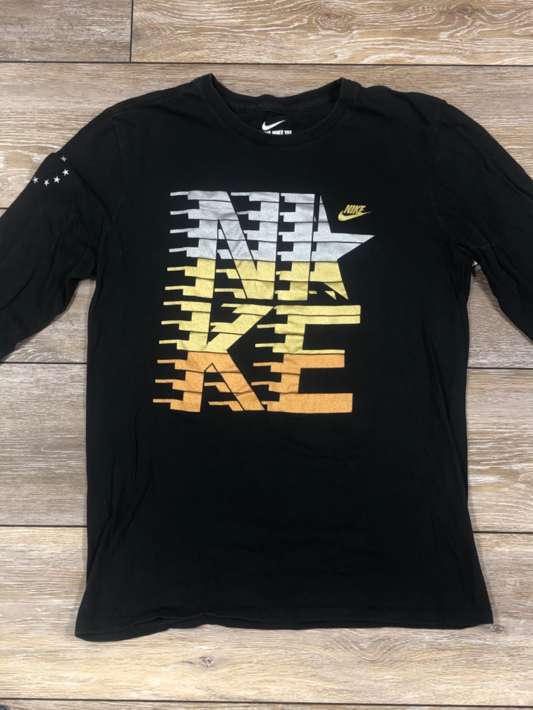 Nike Long Sleeve T-Shirt Size Medium