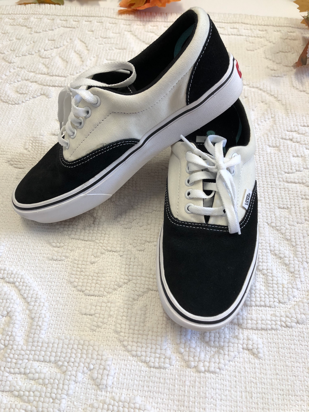 Vans Casual Shoes Womens 9