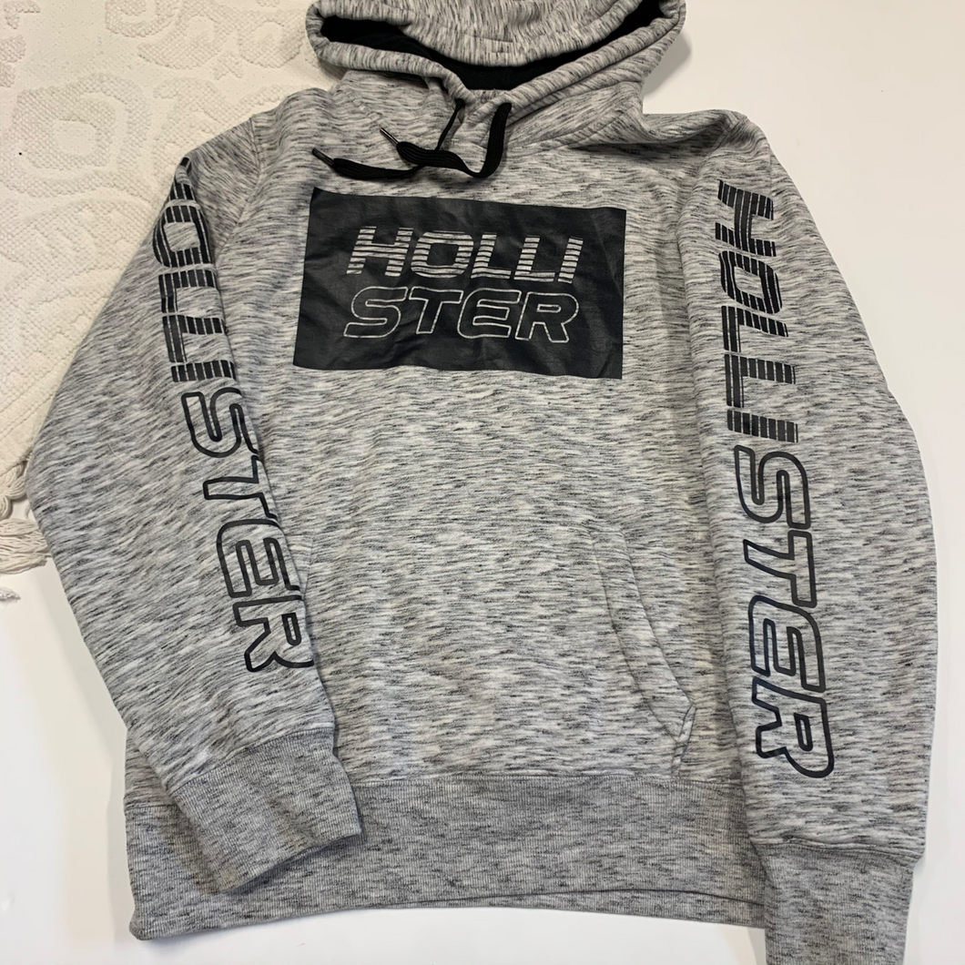Hollister Sweatshirt Size Medium