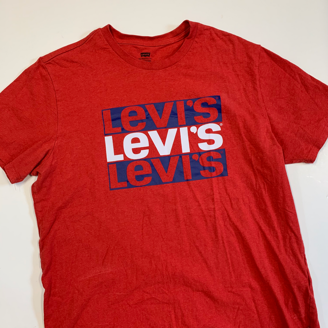 Levi T-shirt Size Extra Large
