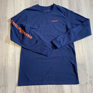 Patagonia Long Sleeve T-shirt Size Medium