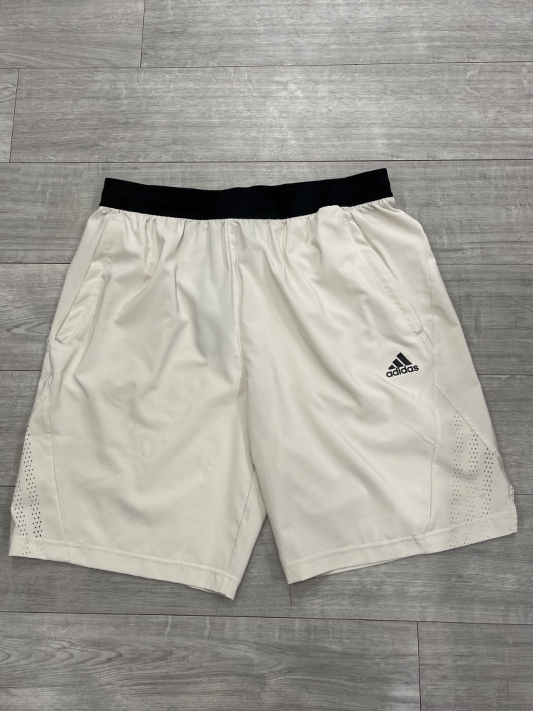 Adidas Athletic Shorts Size Large