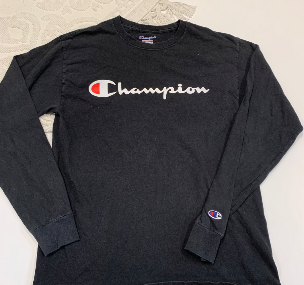 Champion Long Sleeve T-shirt Size Medium